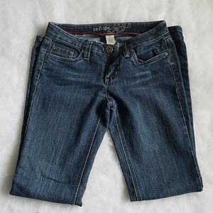 EUC Refuge jeans sz 50